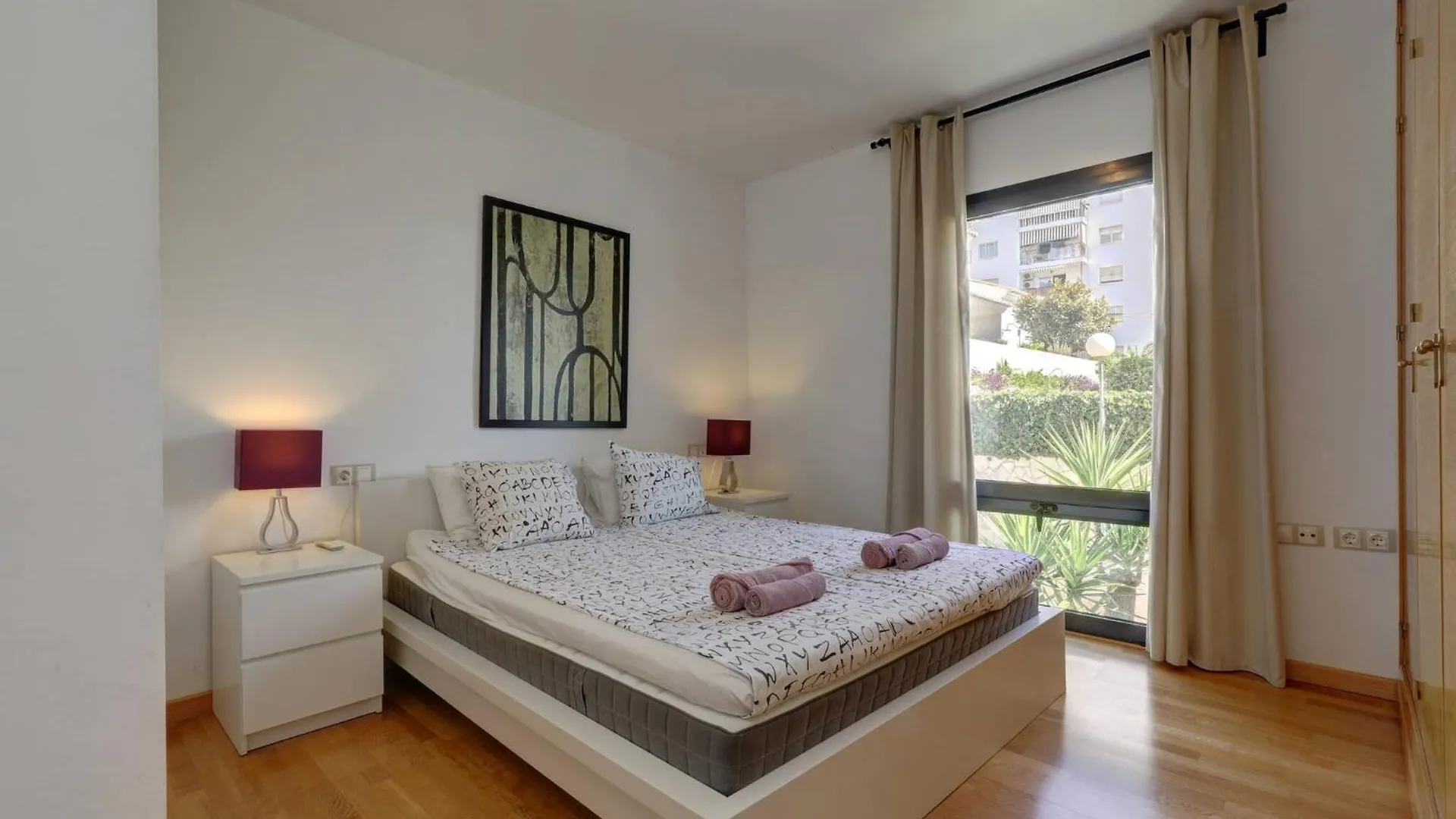 011 Bright And Spacious Villa With Private Pool Benalmadena