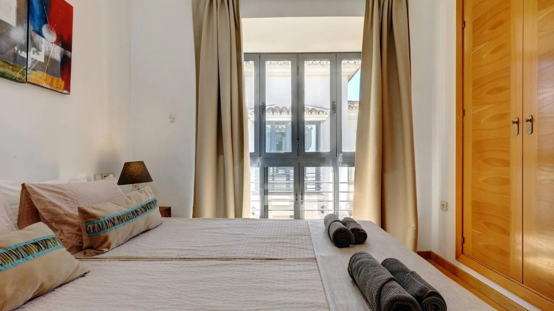 011 Bright And Spacious Villa With Private Pool Benalmadena