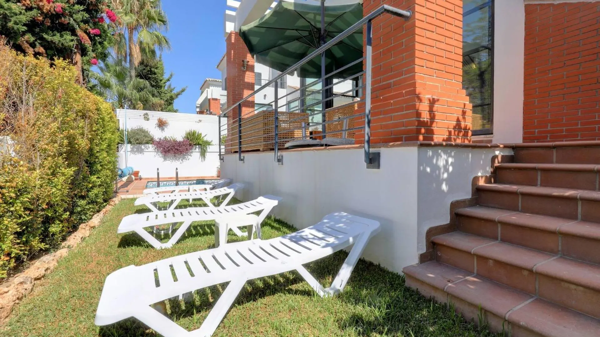 011 Bright And Spacious Villa With Private Pool Benalmadena Spain